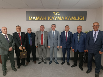 Ankara Çorumlu Dernekler Platformu Başkanı Sn İsmail Uçakcı ve Yönetim Kurulu Üyeleri, Kaymakamımızı Makamında Ziyaret Etti