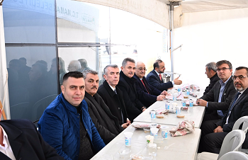 Kaymakamımız Sn Ali Sırmalı, Mamak Belediyesi Meclis Üyesi Ramazan Koçak’ın Vefat Eden Babası İçin Okutulan Mevlid-i Şerife Katıldı.